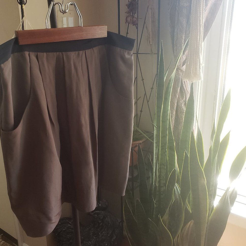 BCBG silk skirt with pockets